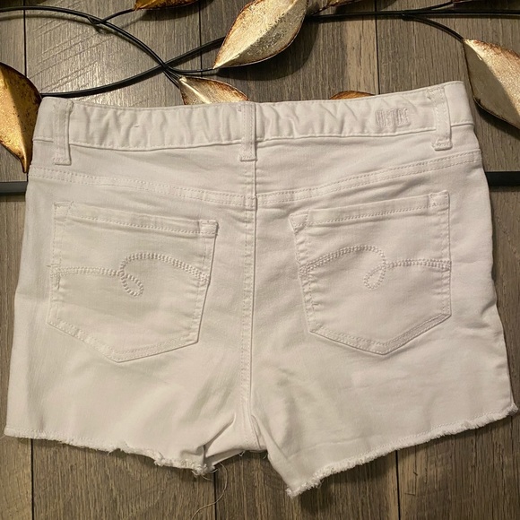 🧡Justice Girl’s White Jean Shorts Size 16 - Picture 4 of 6